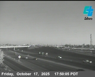 102 - NB SR 99 Briggsmore Ave