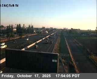 138 - SB I-5 N/O Roth Rd