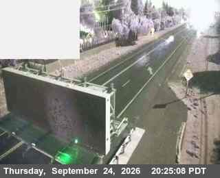 176 - EB 120 E/O Atlas Rd