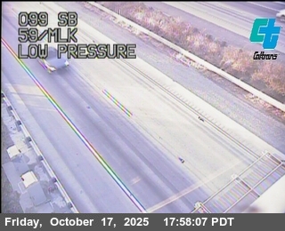 17 - SB SR-99 N/O SR- 59/MLK Blvd