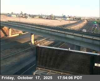 52 - SB I-5 N/O Santa Nella