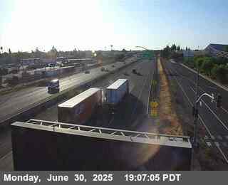 NB SR-99 S/O SR-219/Kiernan Ave