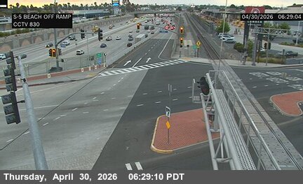 I-5 : (830) SB at Beach