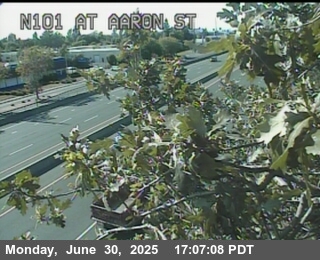 TV172 -- US-101 : AT AARON ST