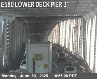 TVR27 -- I-580 : Lower Deck Pier 31