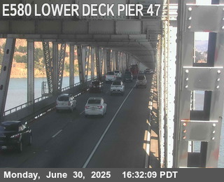 TVR36 -- I-580 : Lower Deck Pier 47