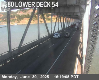 TVR40 -- I-580 : Lower Deck Pier 54