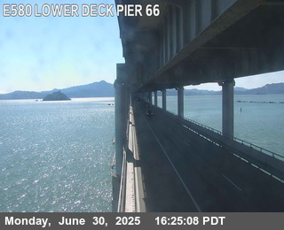 TVR43 -- I-580 : Lower Deck Pier 66