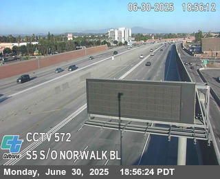 I-5 : (572) S/O Norwalk Blvd