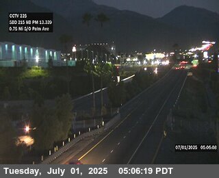 I-215 : (225) 0.75 Mi S/O Palm Ave