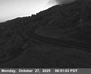 SR-299 : Berry Summit Vista Point - Looking West (C040)