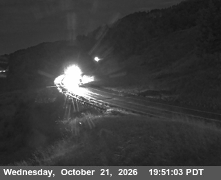 SR-299 : Berry Summit Vista Point - Looking West (C040)