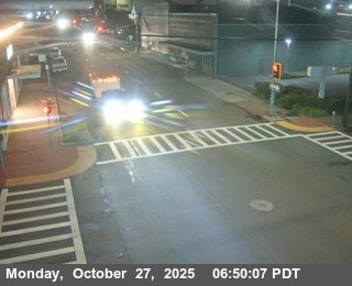 US-101: Eureka / 4th & H - Looking North (CXXX)