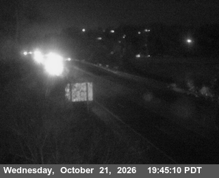 US-101 : North Of SR-299 - Looking North (C005)