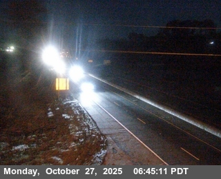 US-101 : North Of SR-36 - Looking North (C003)