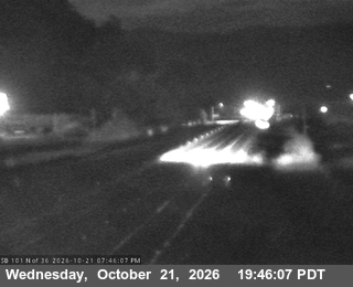 US-101 : North Of SR-36 - Looking South (C003)