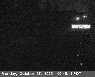 US-101 : South Of US-199 - Looking North (C014)