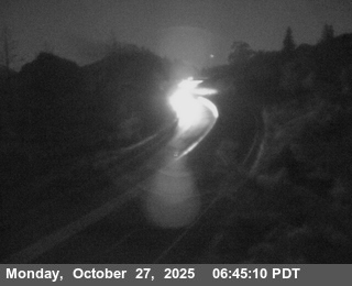 US-101 : South Ridgewood Grade - Looking North (C027)