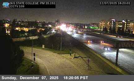 I-5 : (109) State College Boulevard
