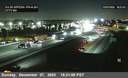 I-5 : (203) South of Artesia Boulevard