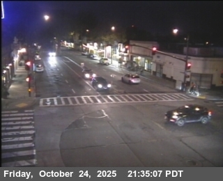 T253S -- SR-123 : University Avenue - Looking South