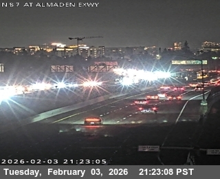 TV922 -- SR-87 : AT ALMADEN EXPRESSWAY