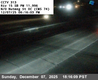 I-15 : (313) North of Nutmeg Street Overcross